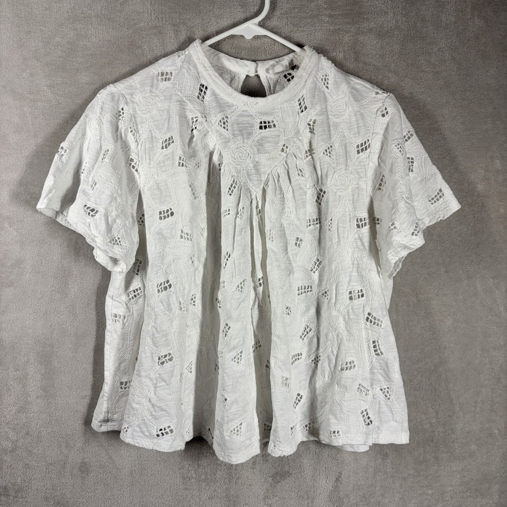 Anthropologie Akemi + Kin Eyelet Cutout High Neck Top Size M Flowy Boho Romantic